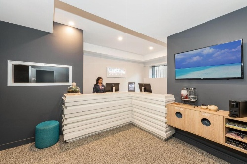 BreakFree on Collins image 13